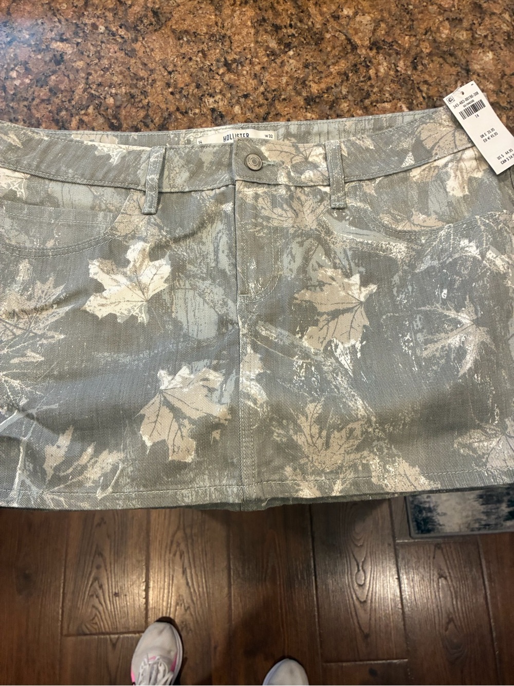Hollister Sage Green Leaf-Print Denim Mini Skirt